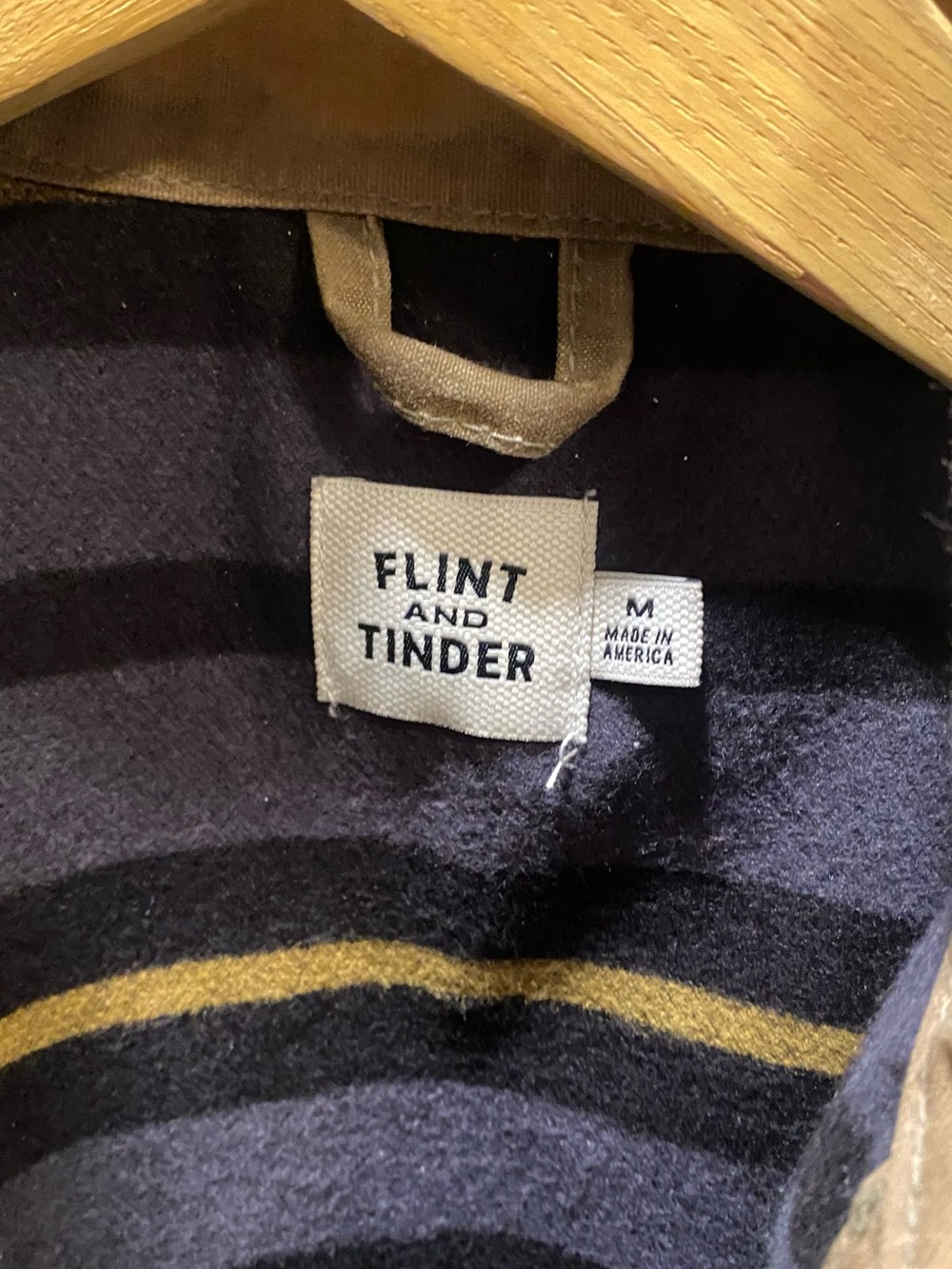 Huckberry - Flint & Tinder Men's Brown waxed Canvas Jacket - Medium - Excellent! - Picture 3 of 12